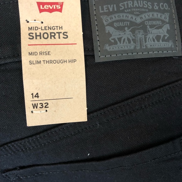 Levi’s shorts black - Picture 3 of 7